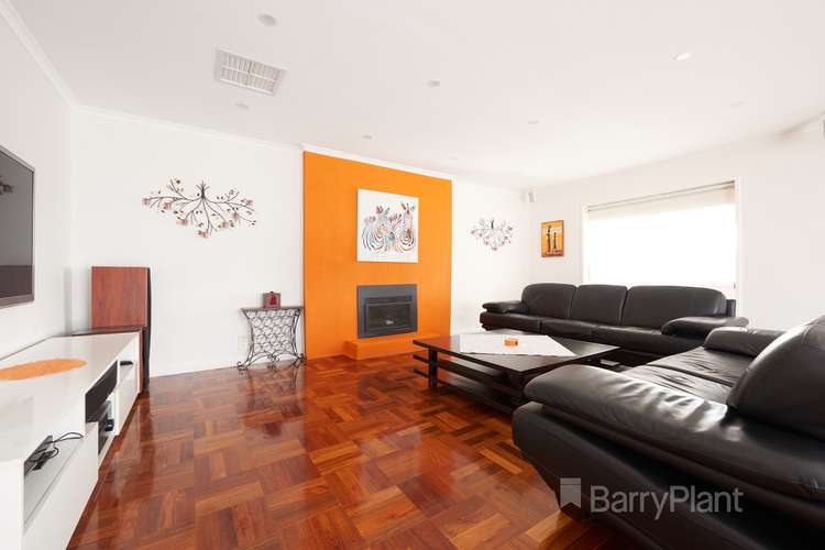 Fourth view of Homely house listing, 15 Crossdale Rise, Endeavour Hills VIC 3802