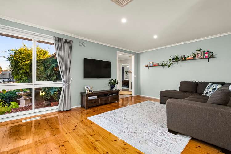 Fifth view of Homely house listing, 4 Antwerp Drive, Keilor Downs VIC 3038