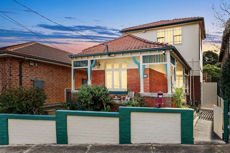 18 Dunstaffenage Street, Hurlstone Park NSW 2193