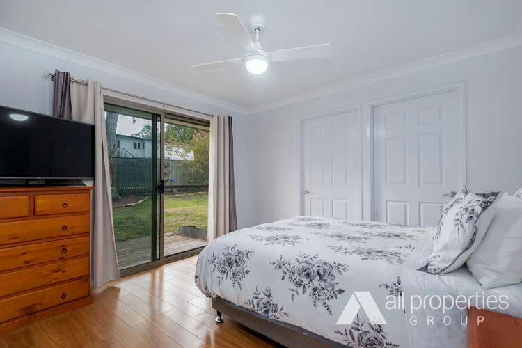 Second view of Homely house listing, 19 Van Asch Close, Doolandella QLD 4077