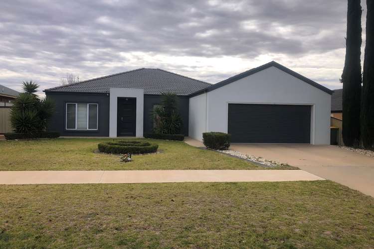 15 Anniversary Drive, Robinvale VIC 3549