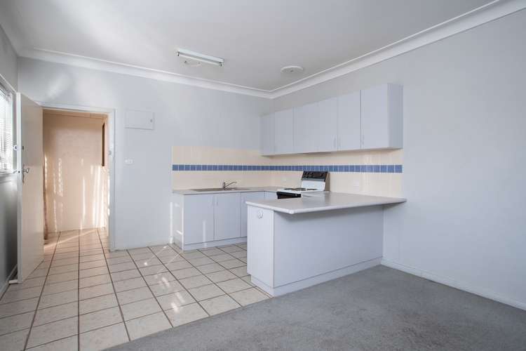 Third view of Homely unit listing, 3/18 Anne Street, Wodonga VIC 3690