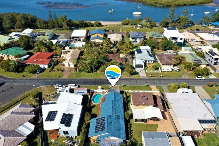 Second view of Homely house listing, 3 Booker Parade, Golden Beach QLD 4551