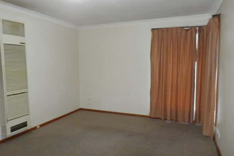 Fifth view of Homely unit listing, 2/4 Oberon Boulevard, Campbellfield VIC 3061
