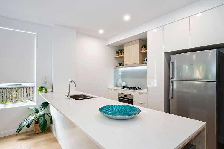 Third view of Homely apartment listing, 2/26-30 Buxton Street, Ascot QLD 4007