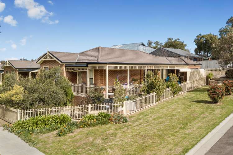 Main view of Homely unit listing, 4/19 Holmes Road, North Bendigo VIC 3550