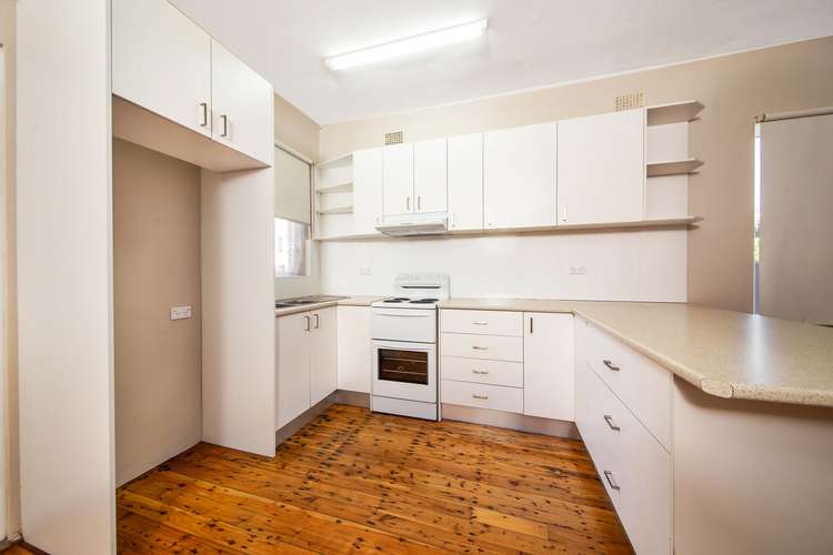 Second view of Homely apartment listing, 2/4 Flinders Road, Cronulla NSW 2230