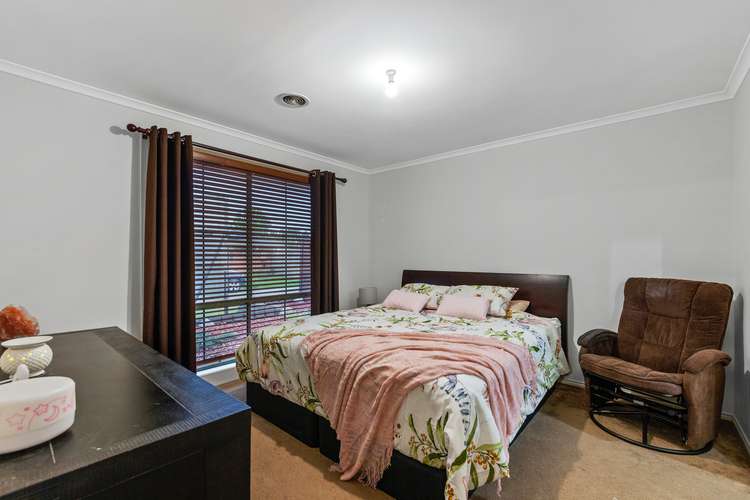 Second view of Homely house listing, 2 Thames Court, Cranbourne East VIC 3977