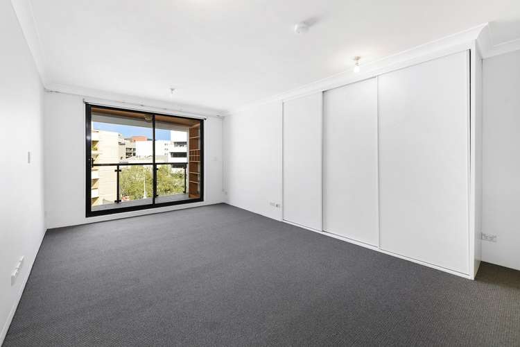 Third view of Homely apartment listing, 702/5 Randle Street, Surry Hills NSW 2010