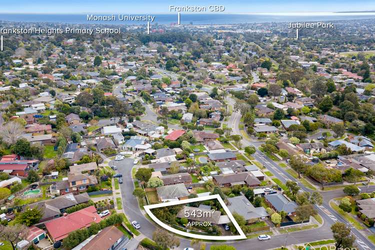 Second view of Homely house listing, 18 Lerwick Court, Frankston VIC 3199