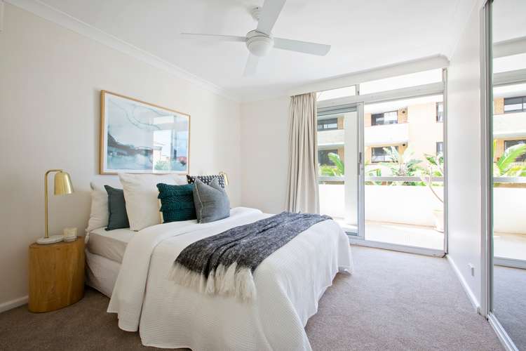 Fourth view of Homely apartment listing, 4/5 Westminster Avenue, Dee Why NSW 2099