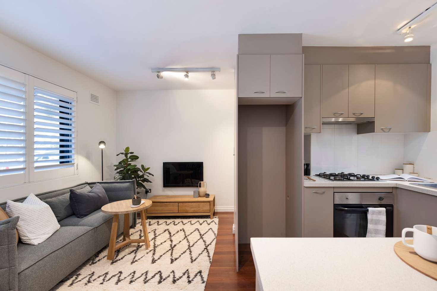 Main view of Homely unit listing, 2/42 Arthur Street, Balmain NSW 2041