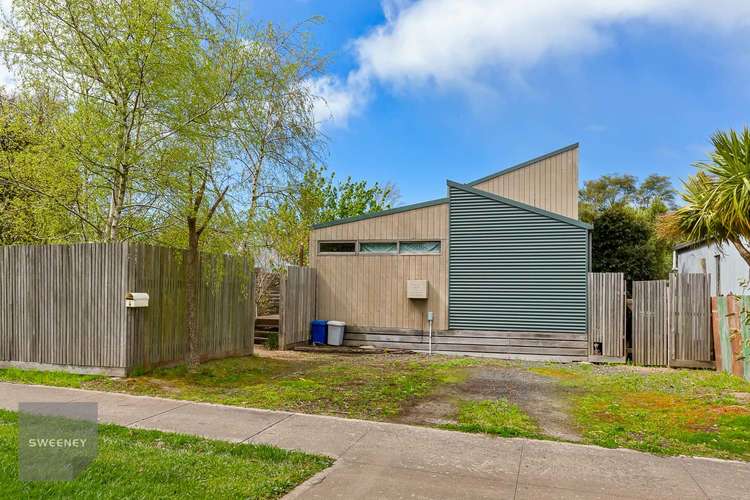 4 Duncan Street, Ballan VIC 3342