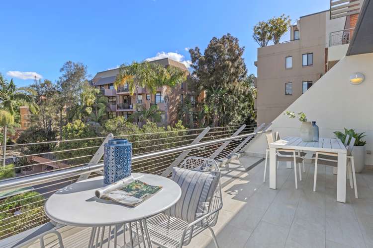 Main view of Homely unit listing, 7/102 Spofforth Street, Cremorne NSW 2090
