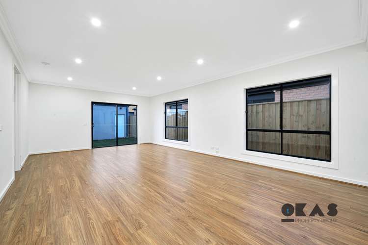 Third view of Homely house listing, 1 Shaheen Court, Werribee VIC 3030