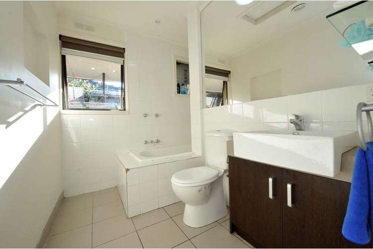 Fifth view of Homely unit listing, 3/84 Civic Parade, Altona VIC 3018