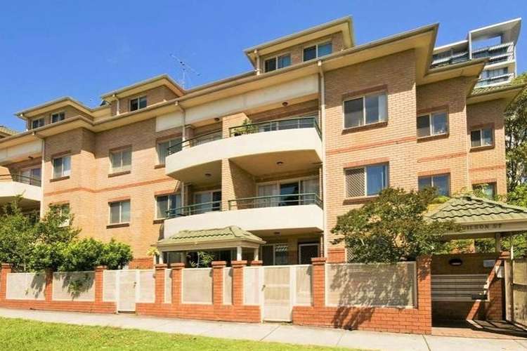 Main view of Homely unit listing, 4/2 Wilson Street, Chatswood NSW 2067
