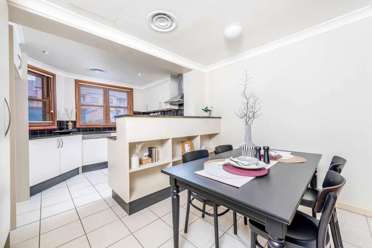 Fifth view of Homely apartment listing, 4/72 Canberra Avenue, Griffith ACT 2603