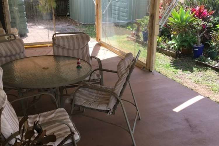 Fourth view of Homely semiDetached listing, 2/109 Westminster Avenue, Golden Beach QLD 4551