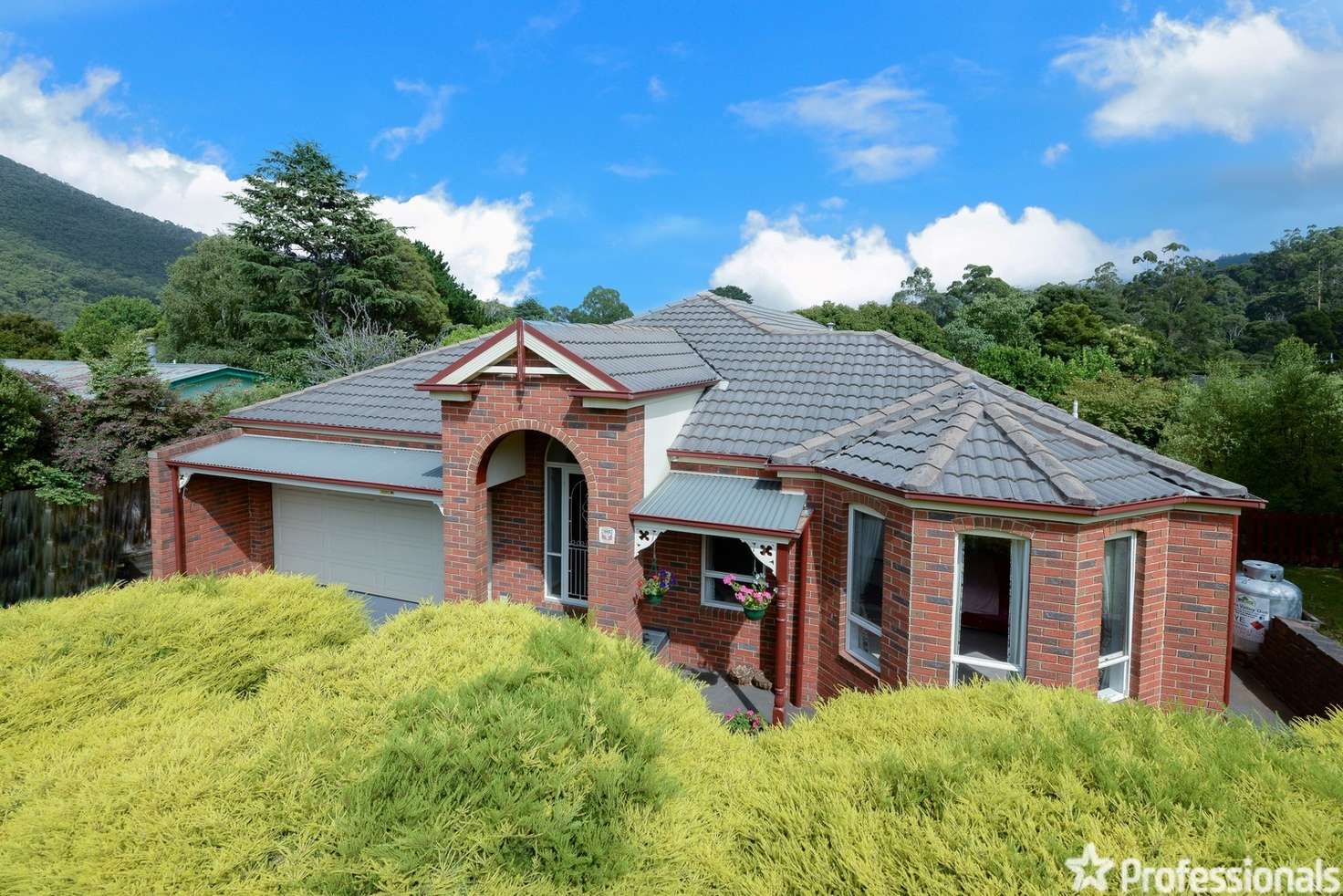 Main view of Homely house listing, 28 Surrey Road, Warburton VIC 3799