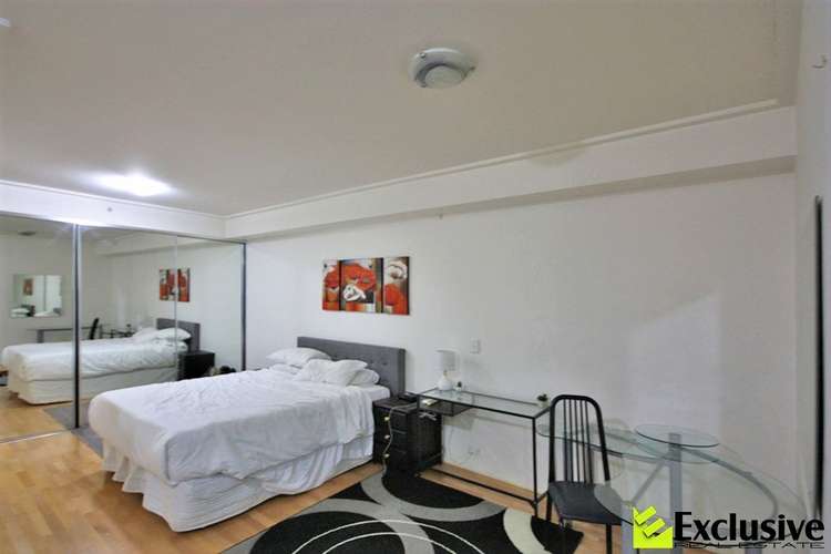 Third view of Homely apartment listing, Level 2/204/355 Kent Street, Sydney NSW 2000