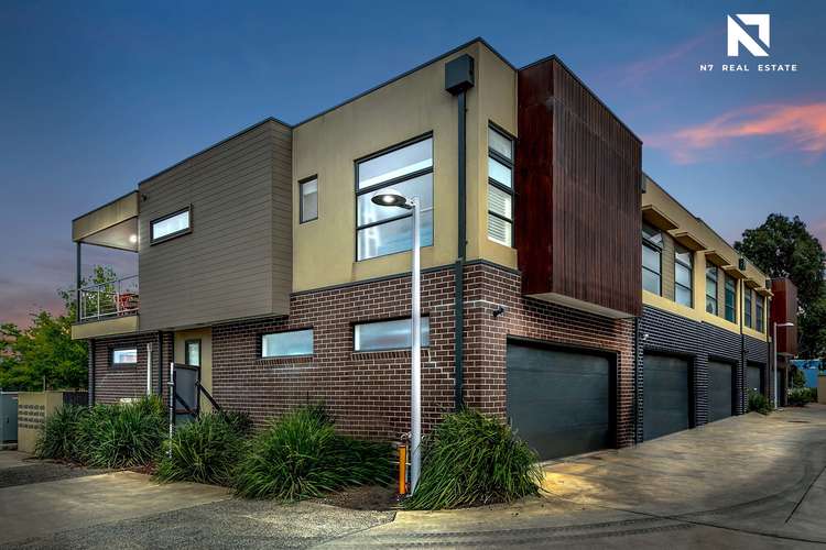 Third view of Homely townhouse listing, 5/8 The Crossing, Caroline Springs VIC 3023