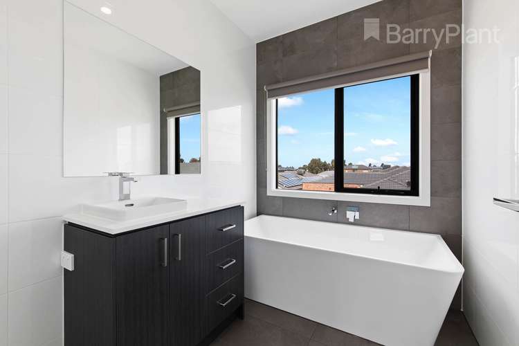 Fifth view of Homely house listing, 1/45 Katrina Drive, Burnside Heights VIC 3023