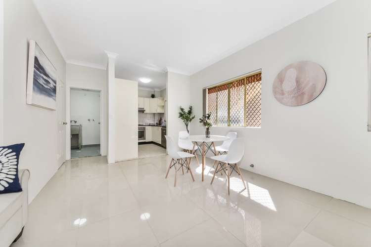 Third view of Homely apartment listing, D4/88-90 Marsden Street, Parramatta NSW 2150