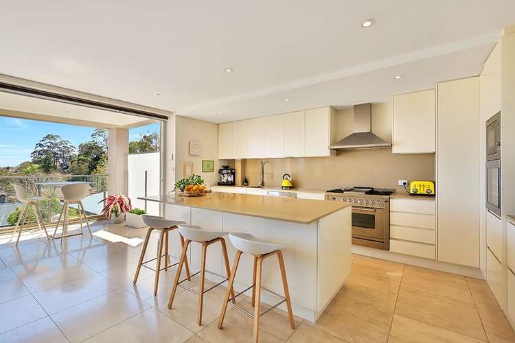 Fourth view of Homely semiDetached listing, 2/76 Gerard Street, Cremorne NSW 2090