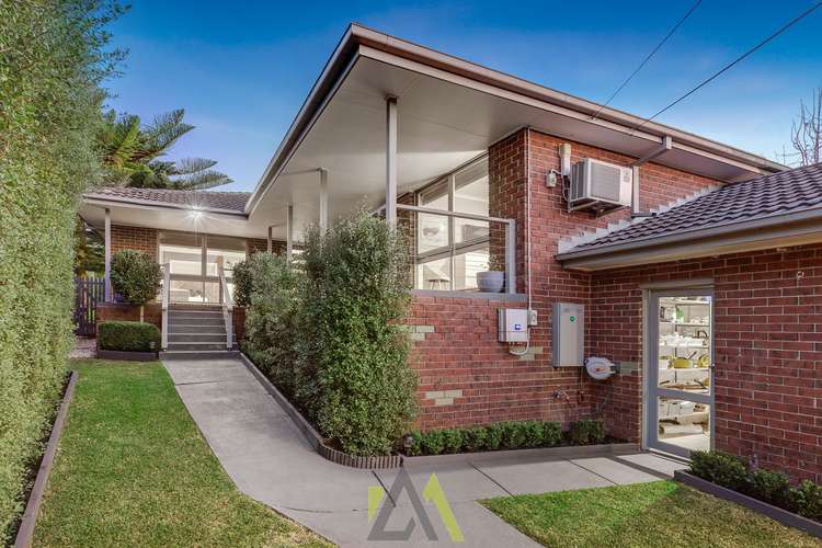 Second view of Homely house listing, 8 Lerwick Court, Frankston VIC 3199