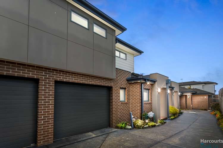Main view of Homely townhouse listing, 2/50 Lane Crescent, Reservoir VIC 3073