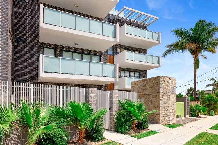 Main view of Homely apartment listing, 14/104-108 Bridge Road, Westmead NSW 2145