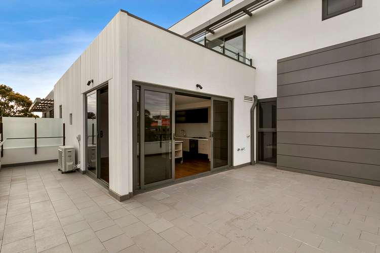 Second view of Homely apartment listing, 505/16-20 Anderson Street, West Melbourne VIC 3003