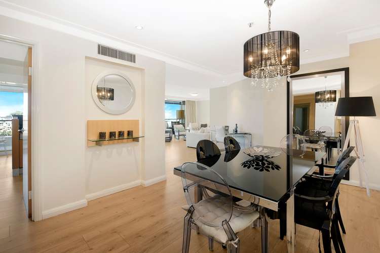 Third view of Homely apartment listing, 1402/61 Macquarie Street, Sydney NSW 2000