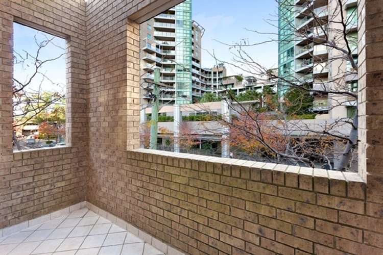 Fourth view of Homely unit listing, 32/5 Help Street, Chatswood NSW 2067