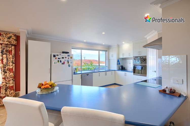 Second view of Homely house listing, 3 Highclere Court, Bayonet Head WA 6330