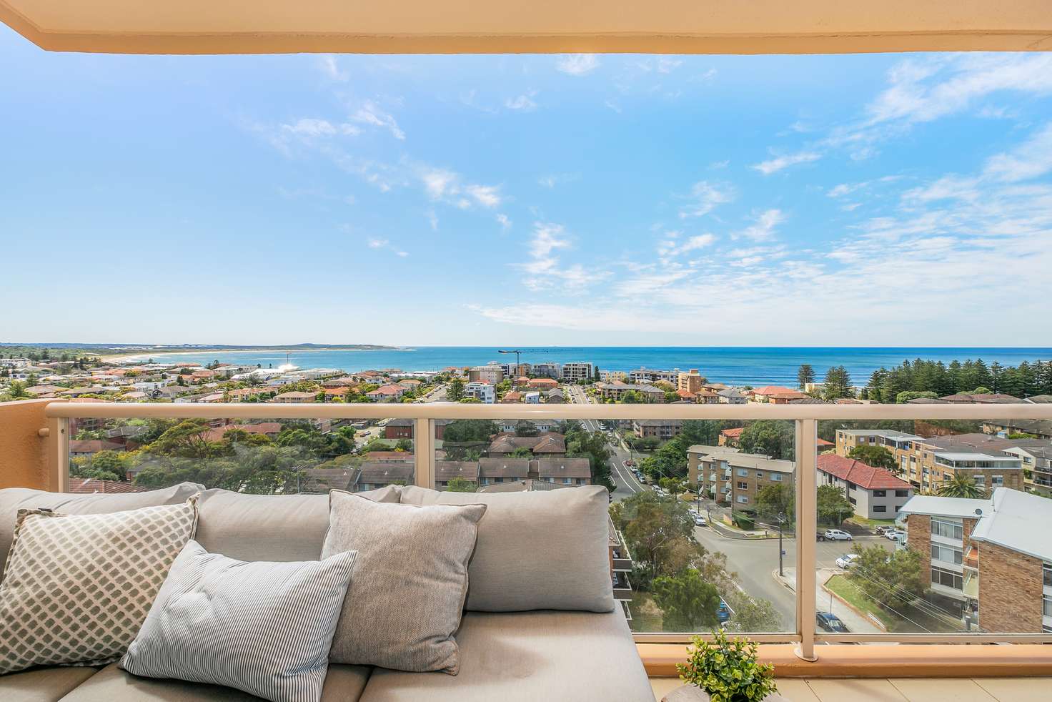Main view of Homely unit listing, 18/21-25 Burke Road, Cronulla NSW 2230