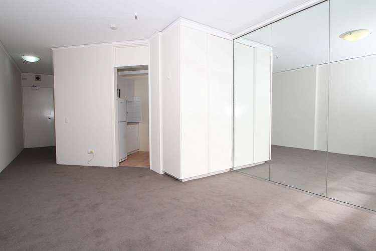 Third view of Homely studio listing, 194/27 Park Street, Sydney NSW 2000