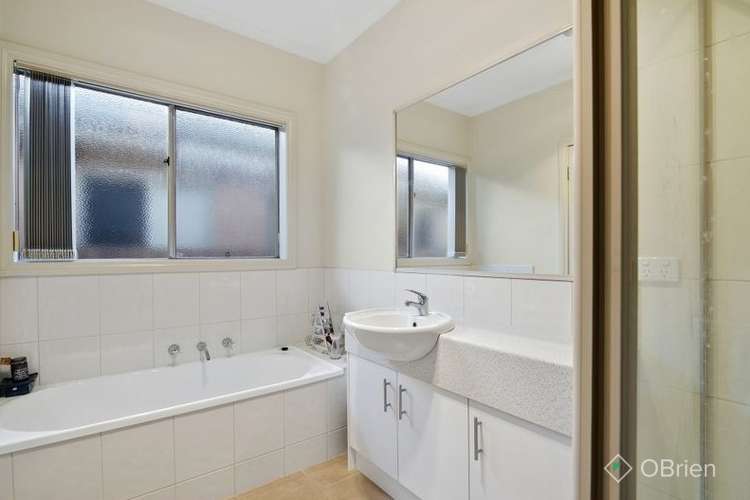 Fifth view of Homely unit listing, 1B Grevillia Court, Frankston VIC 3199