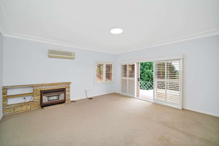 Second view of Homely house listing, 4 Chistlehurst Avenue, Figtree NSW 2525