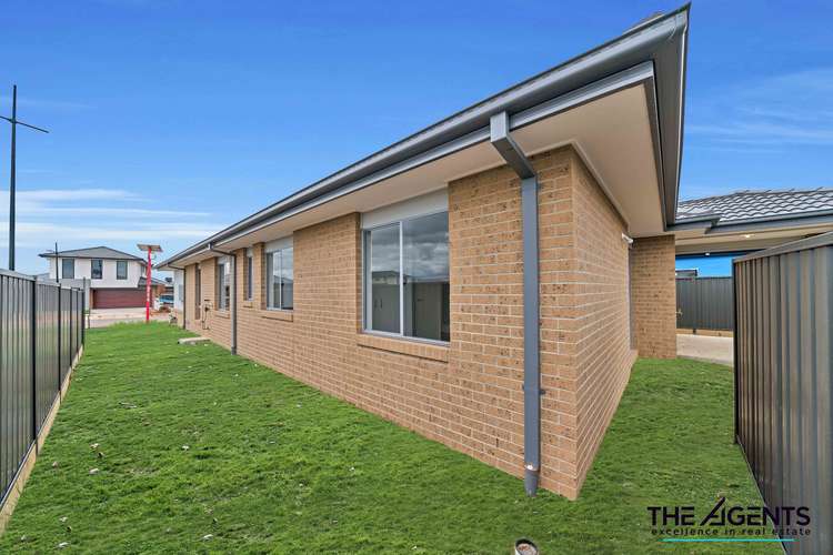 Fourth view of Homely house listing, 5 Amak Grove, Truganina VIC 3029