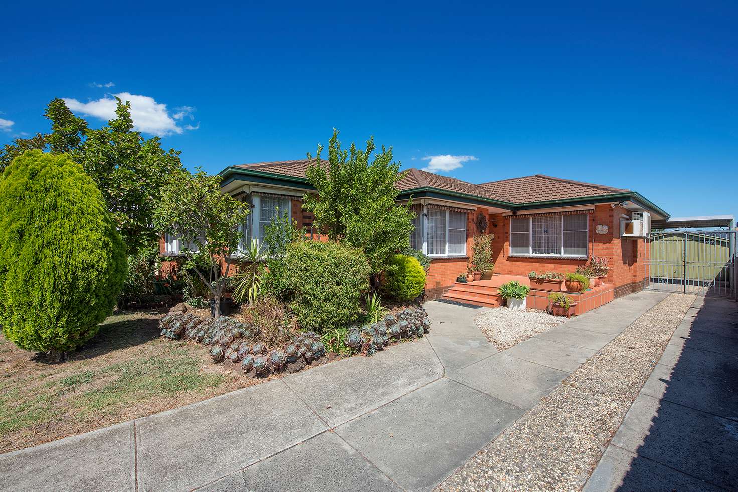 Main view of Homely house listing, 1 Burwood Court, Thomastown VIC 3074