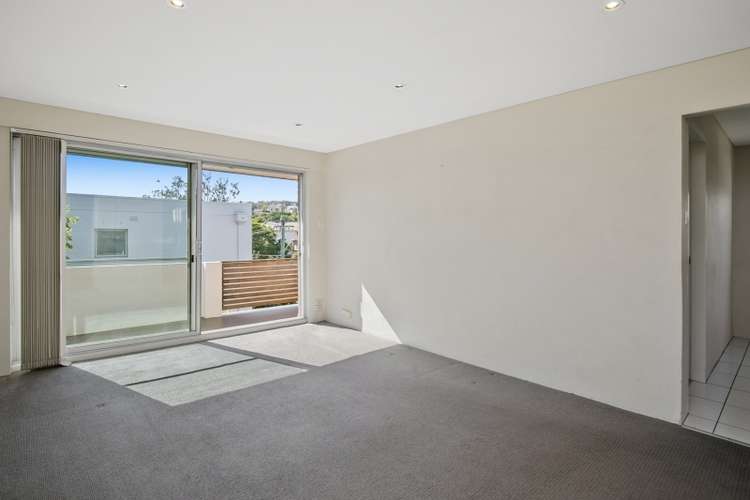 Main view of Homely unit listing, 6/14 Banksia Street, Dee Why NSW 2099