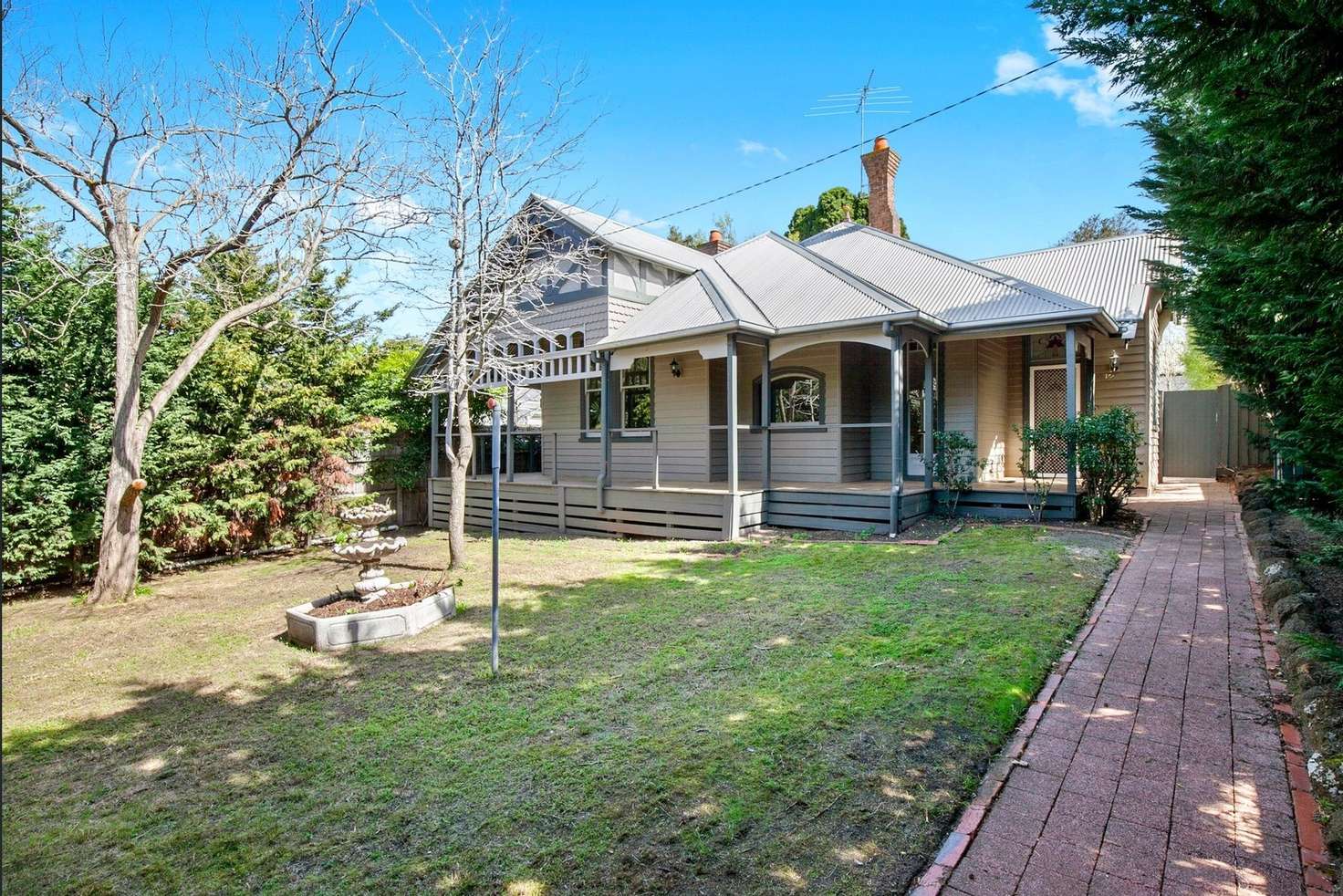 Main view of Homely house listing, 300 Latrobe Terrace, Newtown VIC 3220