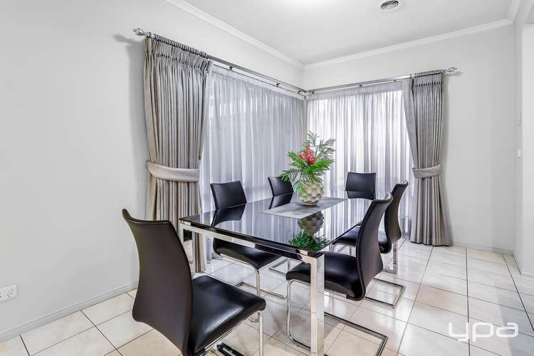 Third view of Homely house listing, 3 Yallambee Place, Burnside VIC 3023