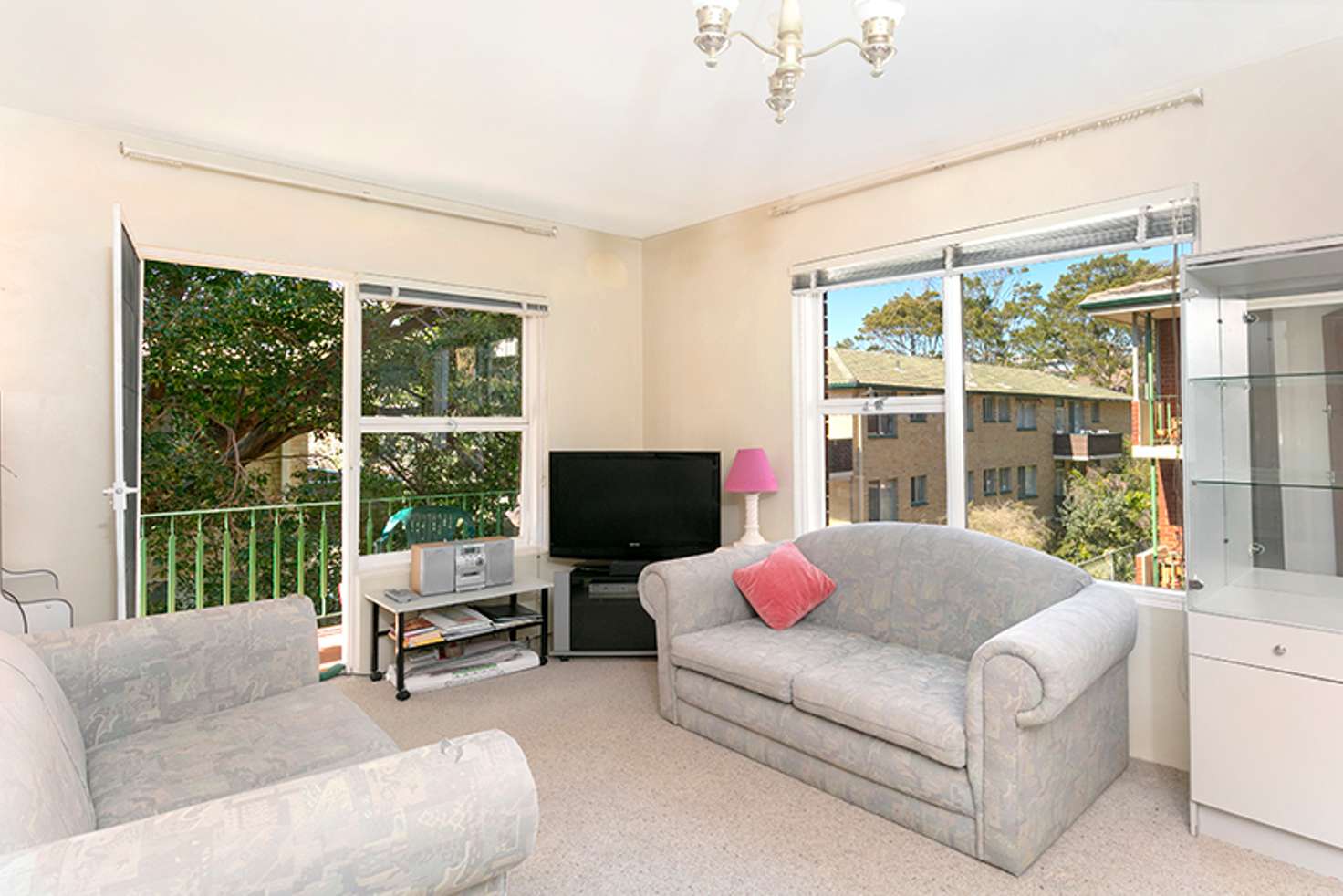 Main view of Homely unit listing, 10/75 Pacific Parade, Dee Why NSW 2099