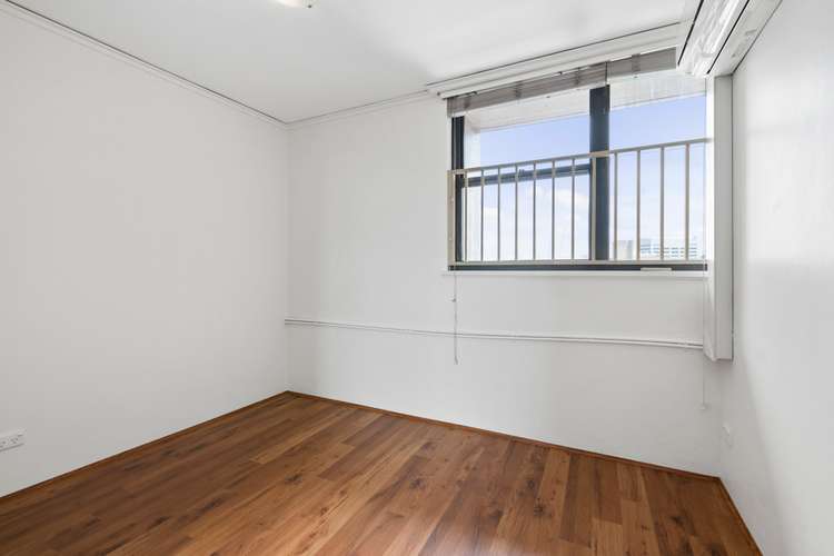 Fifth view of Homely apartment listing, Level 26/27 Park Street, Sydney NSW 2000