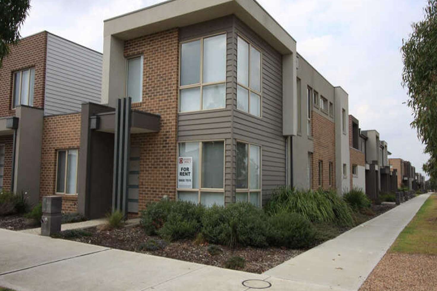 Main view of Homely townhouse listing, 180 Newbury Boulevard, Craigieburn VIC 3064