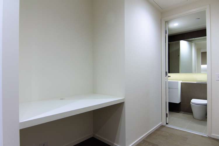 Third view of Homely apartment listing, 1414/70 Southbank Boulevard, Southbank VIC 3006