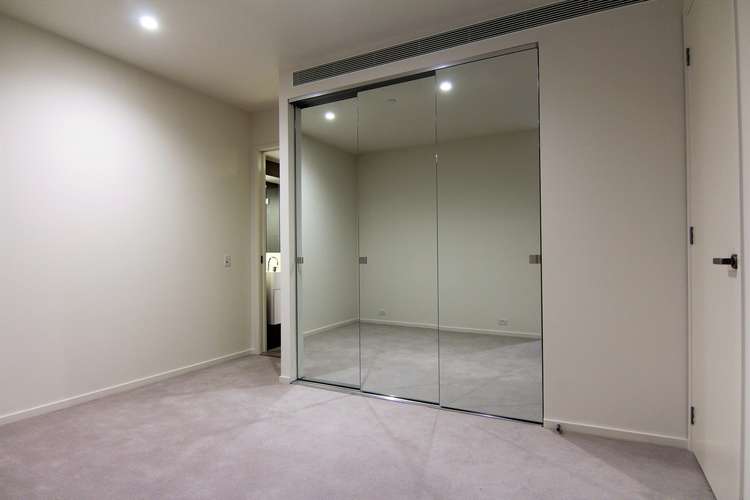Fifth view of Homely apartment listing, 1414/70 Southbank Boulevard, Southbank VIC 3006